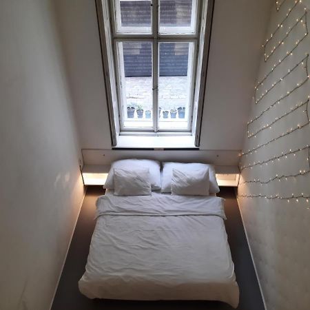 Downtown Prague Minimalistic Room In Flatshare 외부 사진